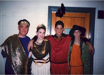 mid2.jpg (33105 bytes)